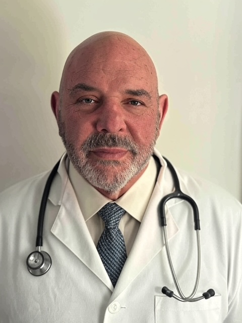 Dr. Julius Gasso Dr. Julius Gasso